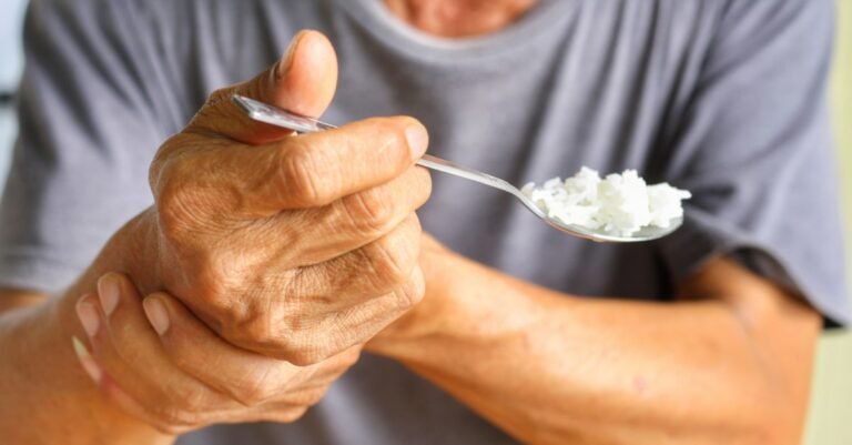 Managing Parkinson’s with CBD: Top 5 CBD Oils for Symptom Relief and Treatment Options